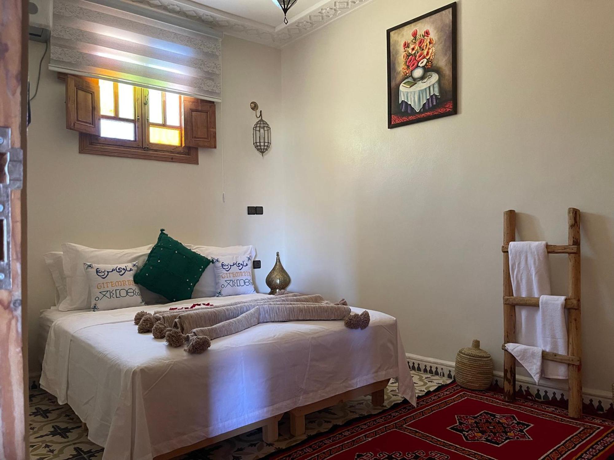 Gite Marbie Maison Rurale, Une Experience Naturelle Unique, Au Coeur Du Moyen Atlas, Maroc Kasba Tibouda Exteriör bild