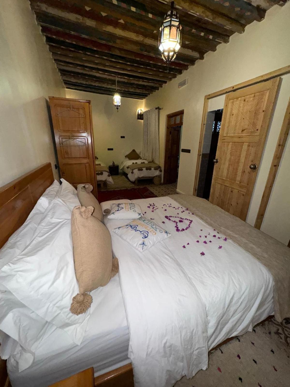 Gite Marbie Maison Rurale, Une Experience Naturelle Unique, Au Coeur Du Moyen Atlas, Maroc Kasba Tibouda Exteriör bild