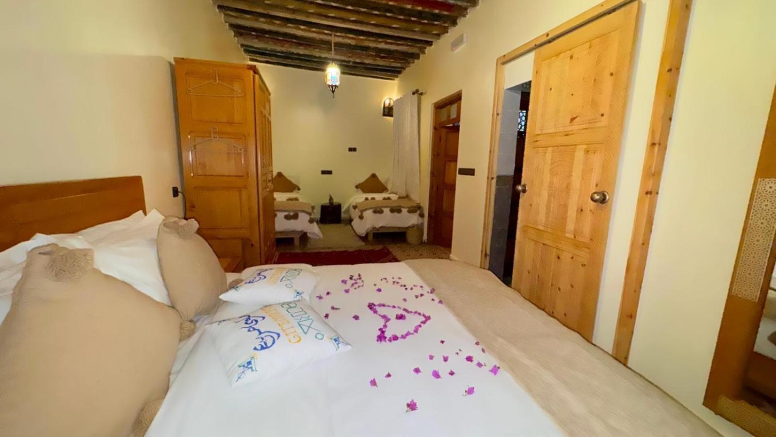 Gite Marbie Maison Rurale, Une Experience Naturelle Unique, Au Coeur Du Moyen Atlas, Maroc Kasba Tibouda Exteriör bild